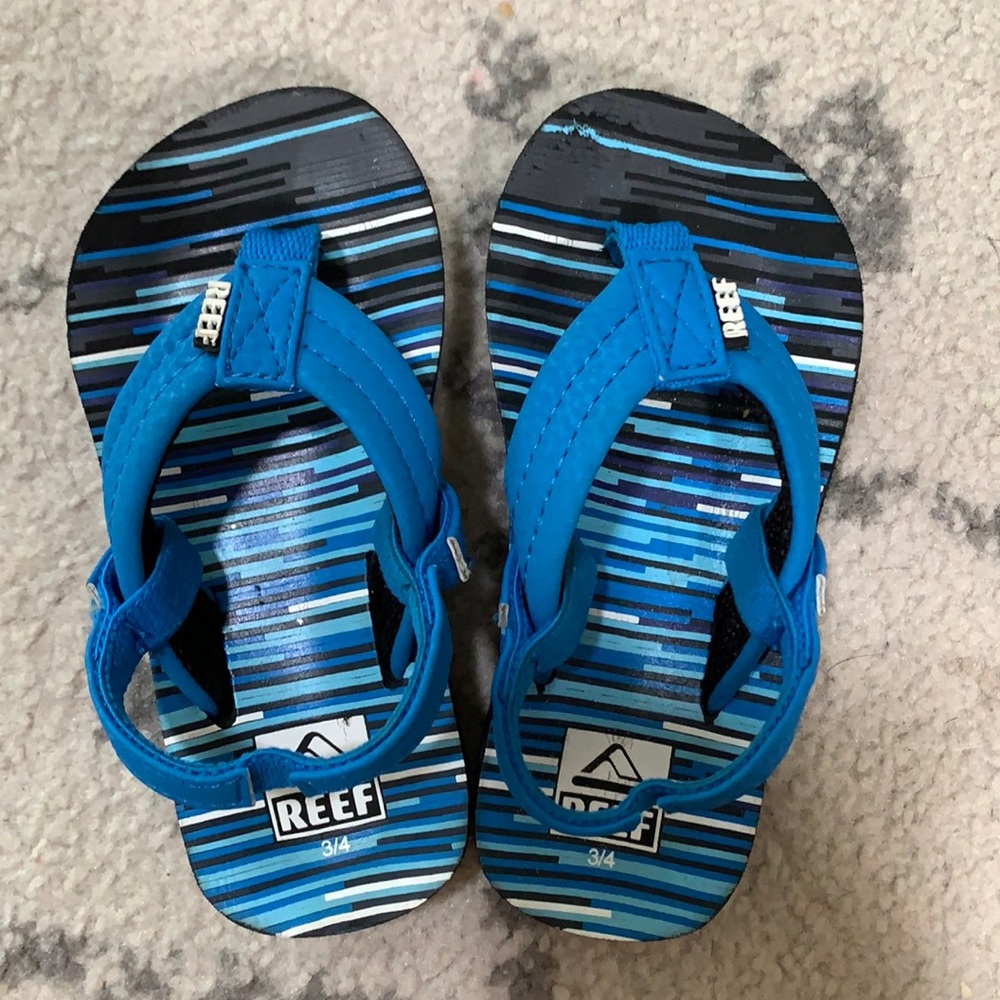 Toddler reef flip flops sz 3/4